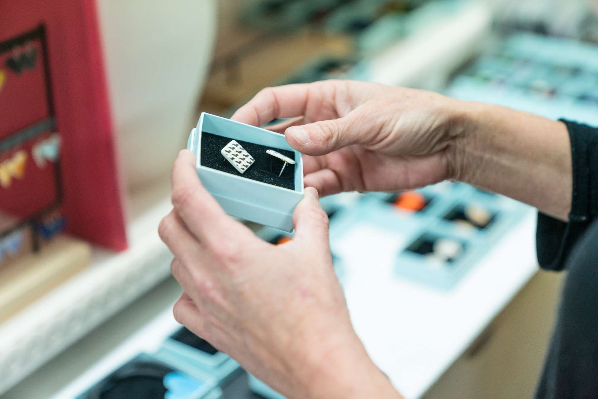 Vender joyería de Alboroque